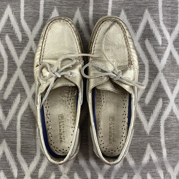 Sperry Metallic Gold Geuine Leather Non-Marking Anti-Slip Boat Shoe Size: 7.5 - Picture 5 of 7